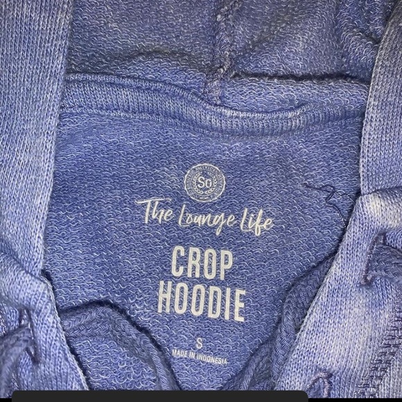 sorta cropped hoodie from Ardenes size small - Picture 2 of 2